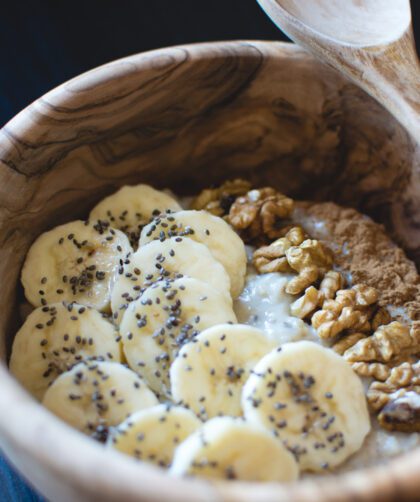 owsianka z bananem i dodatkami